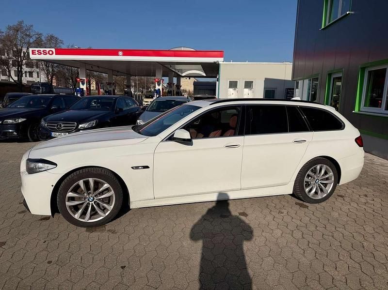 Gebraucht BMW 525 204 PS (150 kW) 2011 Alpinweiss iii Kombi