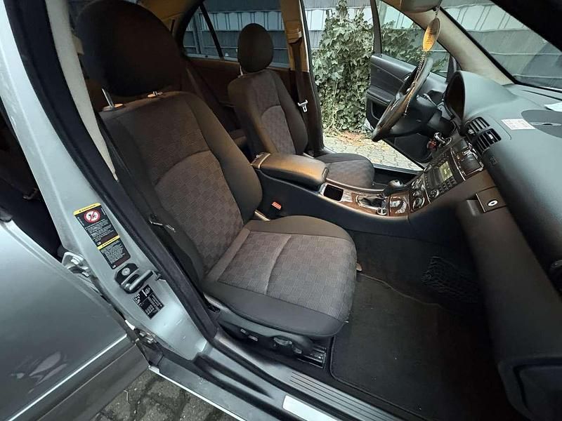 Gebraucht Mercedes C220 Classic 150 PS (110 kW) 2004 Limousine