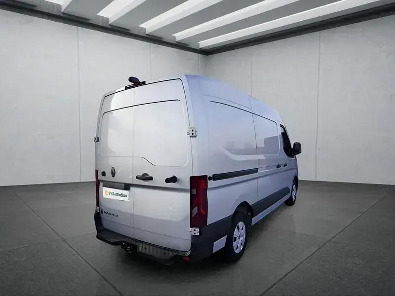 Neu Renault Master 170 PS (125 kW) 2026 Van / Kleinbus