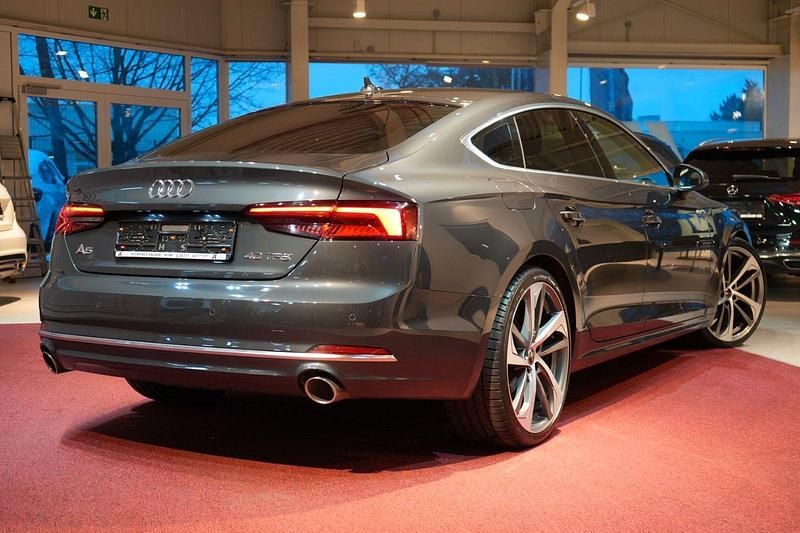 Gebraucht Audi A5 Sport 190 PS (139 kW) 2019 Grau Coupé