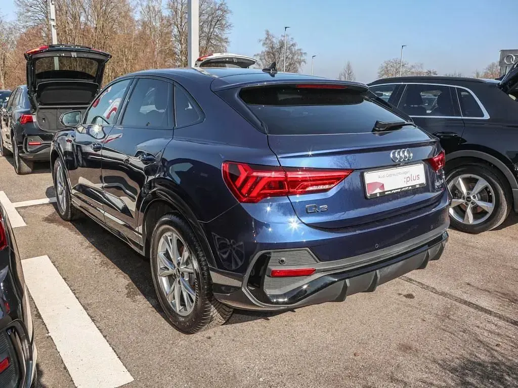 Gebraucht Audi Q3 Sportback S-Line 150 PS (110 kW) 2025 Navarrablau metallic SUV
