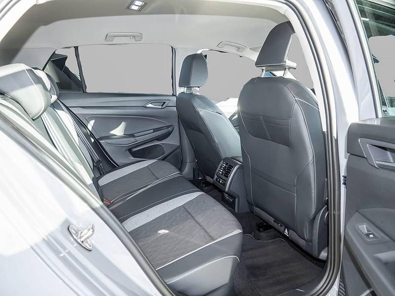 Usata VW Golf VIII 150 CV (110 kW) 2025 Grigio Berlina