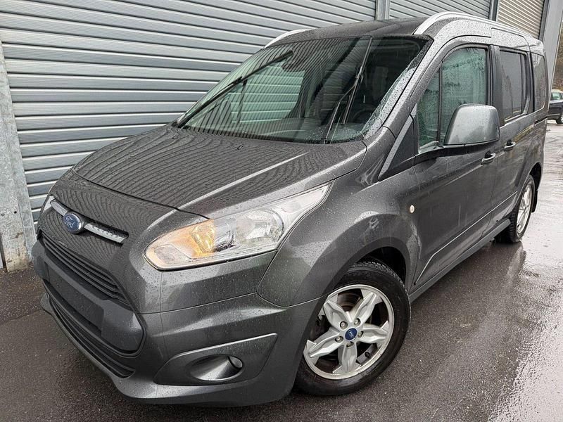 Gebraucht Ford Tourneo Titanium 101 PS (74 kW) 2018 Grau Kombi