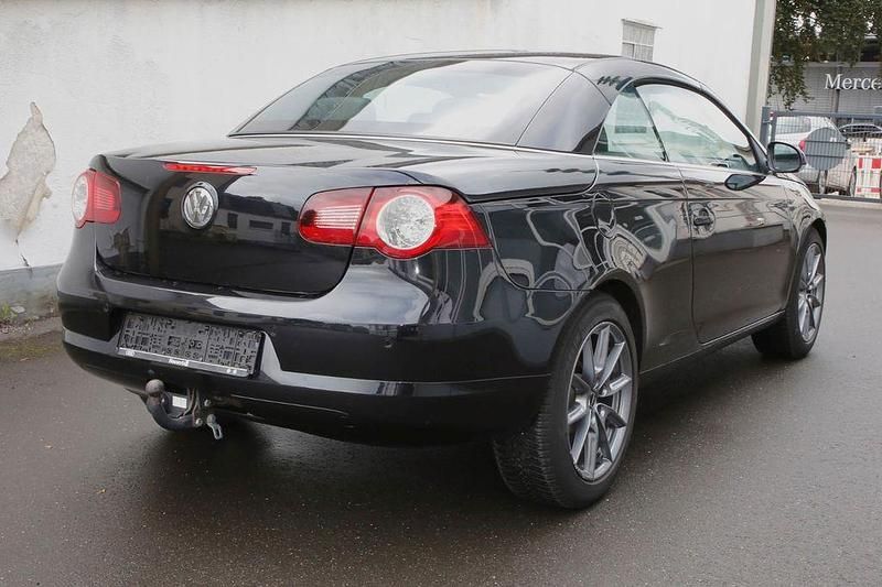 Gebraucht VW Eos 140 PS (102 kW) 2008 Schwarz Cabrio