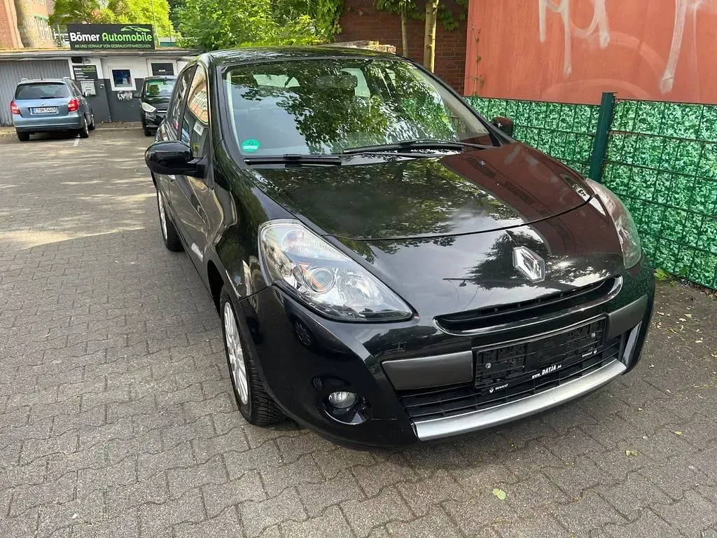 Gebraucht Renault Clio III 75 PS (55 kW) 2010 Schwarz Limousine