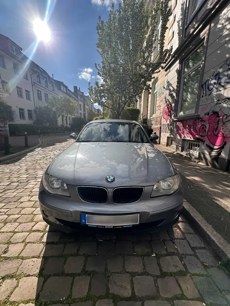 Gebraucht BMW 116 115 PS (84 kW) 2005 Grau Kleinwagen