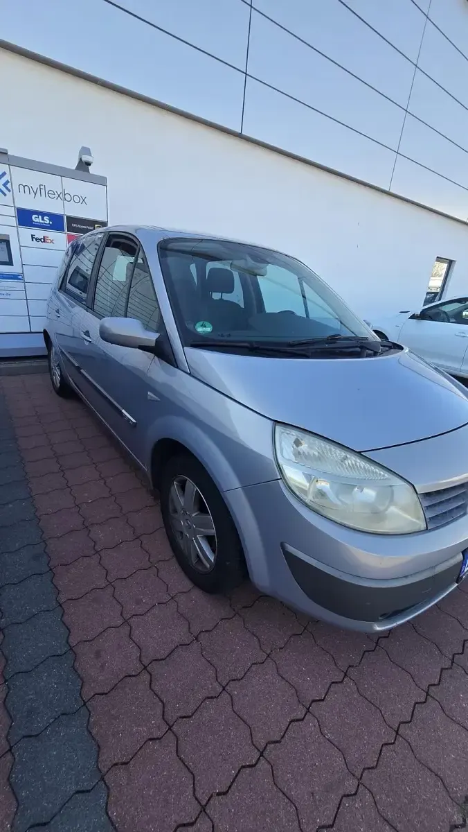 Gebraucht Renault Mégane GrandTour 113 PS (83 kW) 2004 Silber Kombi