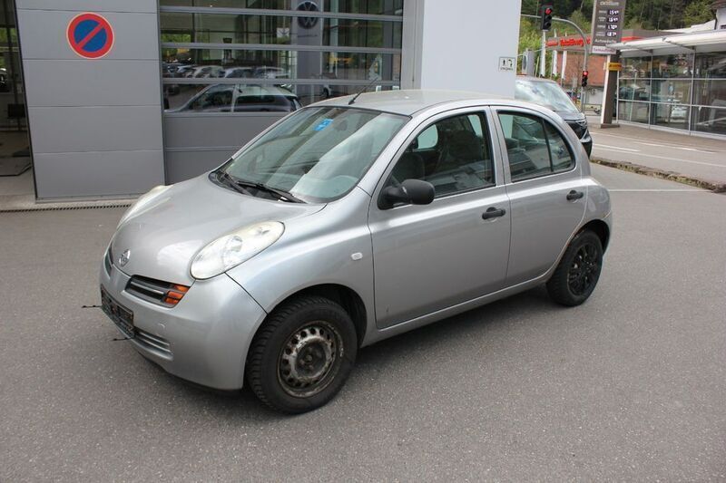 Silber Gebraucht 2003 Nissan Micra City Kleinwagen | 1.190 € (Guter Preis) - Bild 1/4