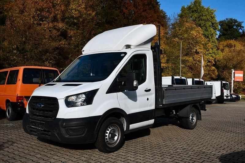 Second-hand Ford Transit 105 CP (77 kW) 2019 Alb Monovolum