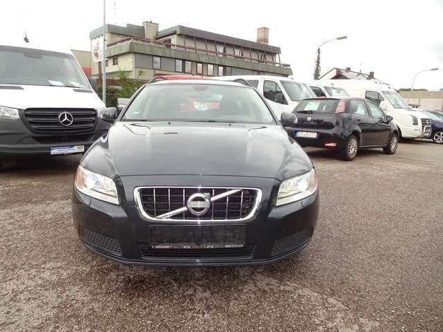 Savile grey / metallic Gebraucht 2010 Volvo V70 Basis Kombi | 3.299 € (Superpreis) - Bild 1/4