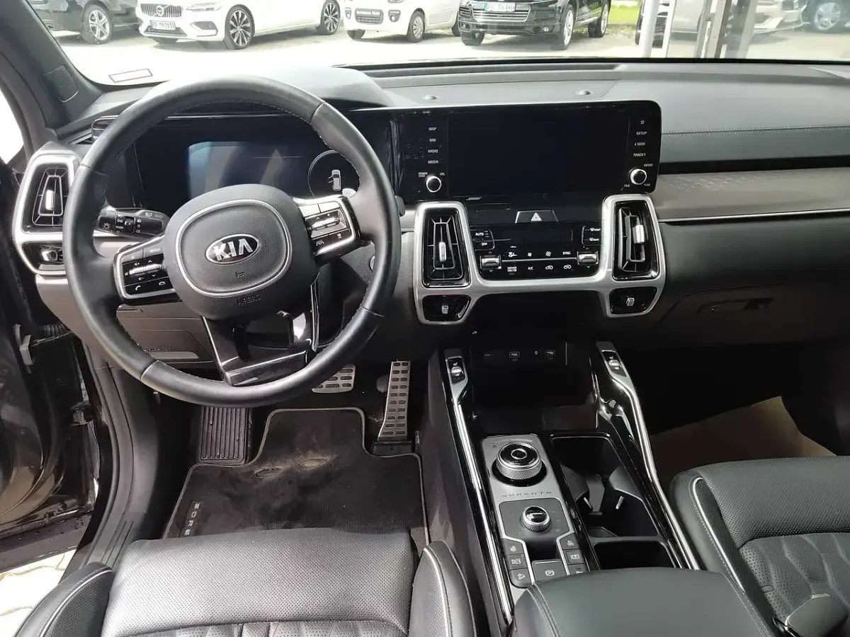Gebraucht Kia Sorento Platinum 179 PS (131 kW) 2021 (abp) auroraschwarz met. SUV