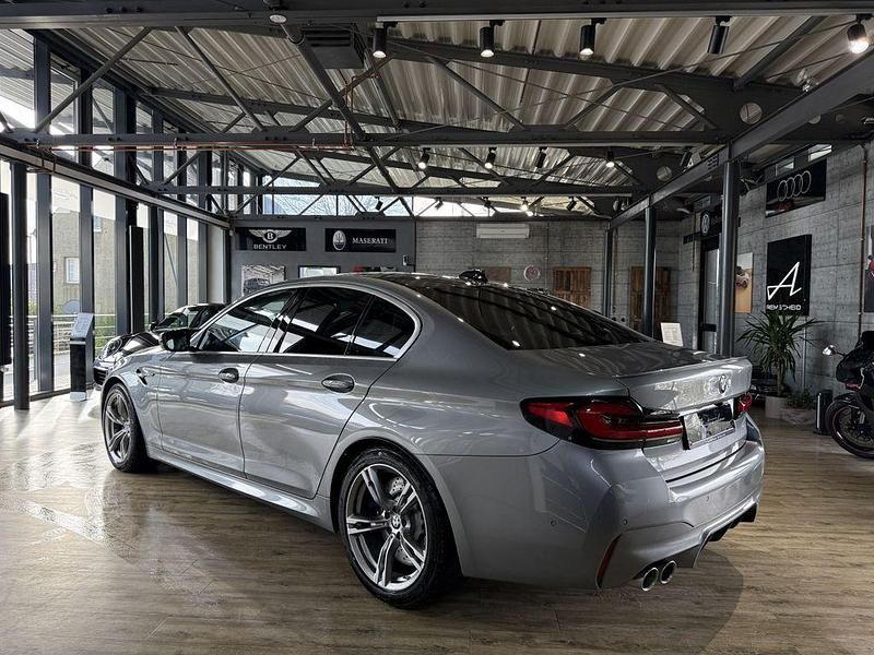 Gebraucht BMW M5 Performance 600 PS (441 kW) 2022 Skyscraper grau metallic Limousine