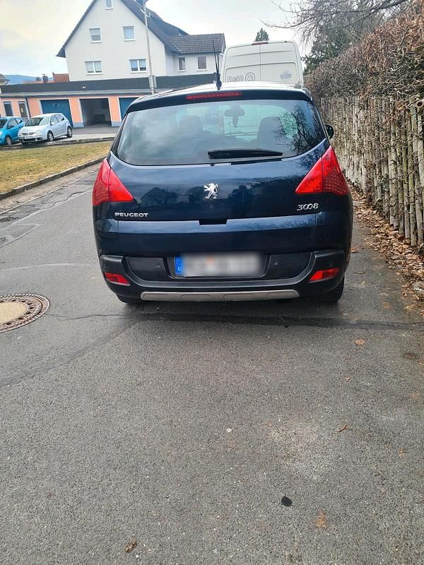 Blau Gebraucht 2011 Peugeot 3008 SUV | 2.600 € (Guter Preis) - Bild 1/4