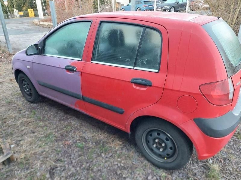 Gebraucht Hyundai Getz 67 PS (49 kW) 2008 Rot Kleinwagen