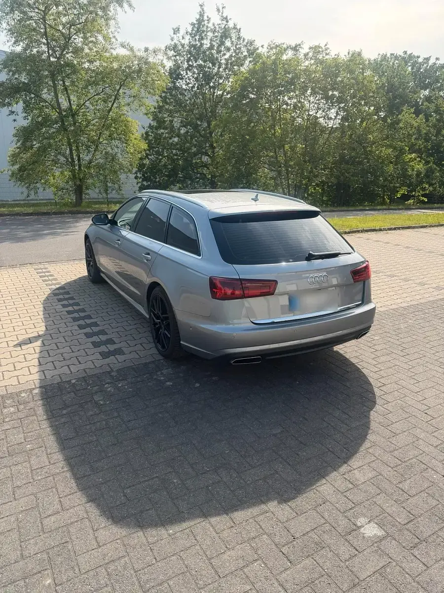 Gebraucht Audi A6 Ambiente 218 PS (160 kW) 2016 Grau Kombi