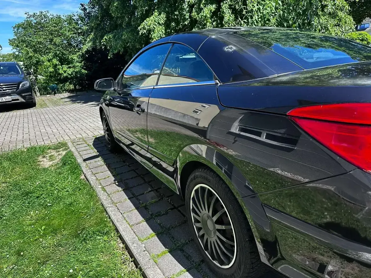 Gebraucht Opel Astra Cosmo 140 PS (102 kW) 2009 Cabrio