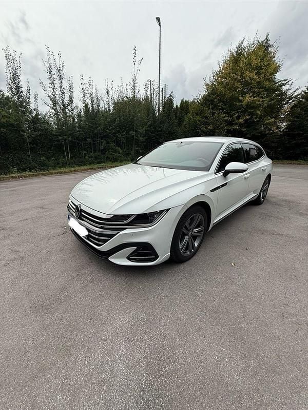 Weiß Gebraucht 2023 VW Arteon R-line Kombi | 37.500 € (Fairer Preis) - Bild 1/4