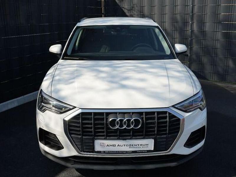 Gebraucht Audi e-tron Basis 245 PS (180 kW) 2021 Weiß SUV