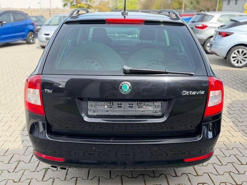 Gebraucht Skoda Octavia 122 PS (89 kW) 2013 Schwarz Kombi