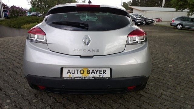 Gebraucht Renault Mégane Coupé Luxe 131 PS (96 kW) 2010 Silber metallic Coupé