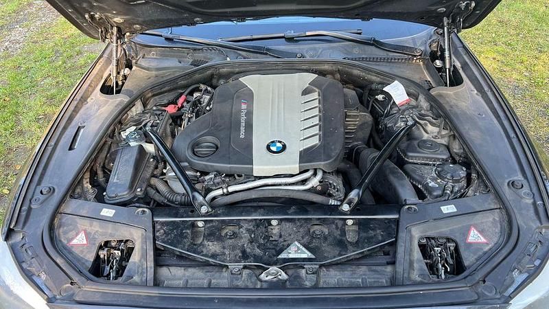 Gebraucht BMW M550 Performance 381 PS (280 kW) 2013 Grau Limousine