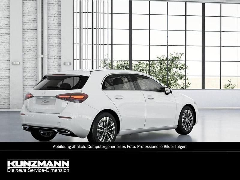 Gebraucht Mercedes A200 Progressive 150 PS (110 kW) 2024 Polarweiss Limousine
