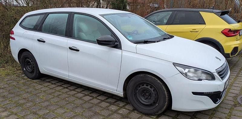 Weiß Gebraucht 2016 Peugeot 308 SW Access Kombi | 6.500 € (Superpreis) - Bild 1/4