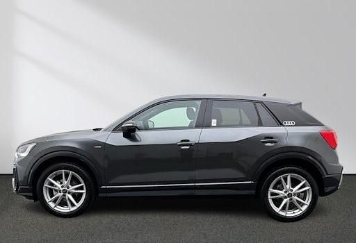 Gebraucht Audi Q2 S-Line 150 PS (110 kW) 2025 Daytonagrau perleffekt SUV