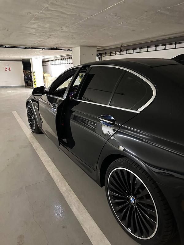 Gebraucht BMW 525 218 PS (160 kW) 2014 Schwarz Limousine