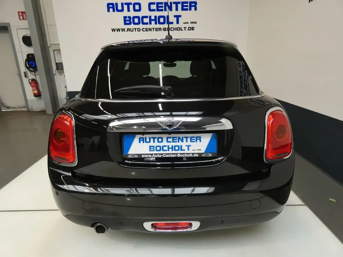 Gebraucht Mini ONE Pepper 102 PS (75 kW) 2017 Schwarz Kleinwagen