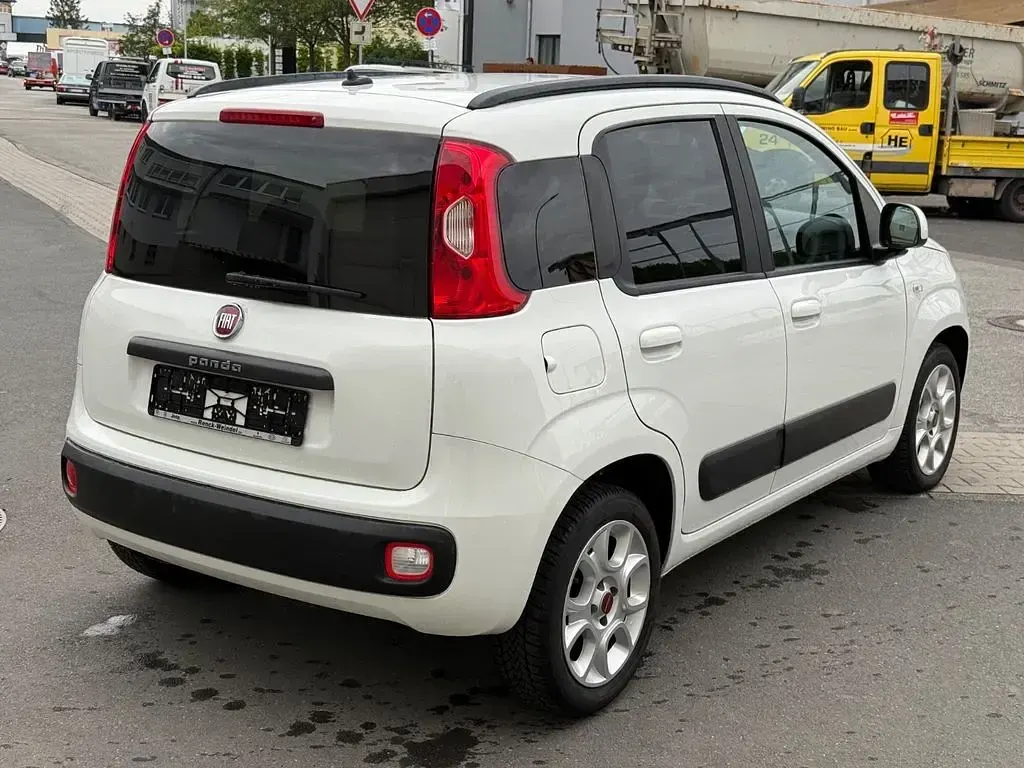Gebraucht Fiat Panda Lounge 69 PS (50 kW) 2019 Weiß Kleinwagen