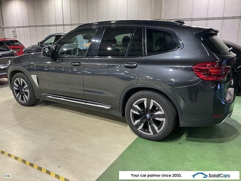 Gebraucht BMW iX3 210 kW (286 PS) 2021 Schwarz SUV