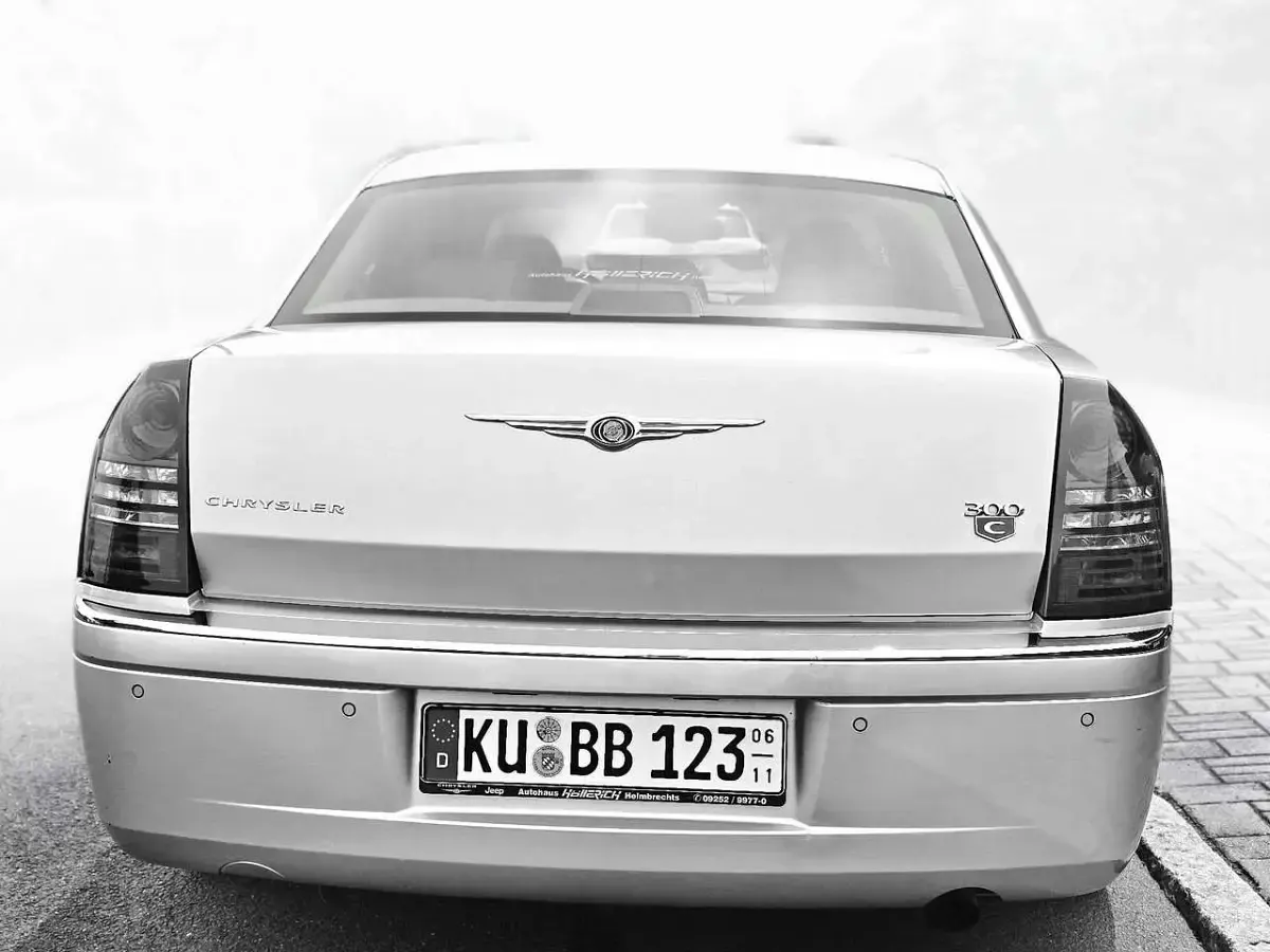 Gebraucht Chrysler 300C 249 PS (183 kW) 2005 Silber Limousine