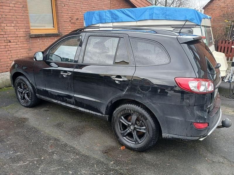 Schwarz Gebraucht 2011 Hyundai Santa Fe Comfort SUV | 5.500 € (Fairer Preis) - Bild 1/2