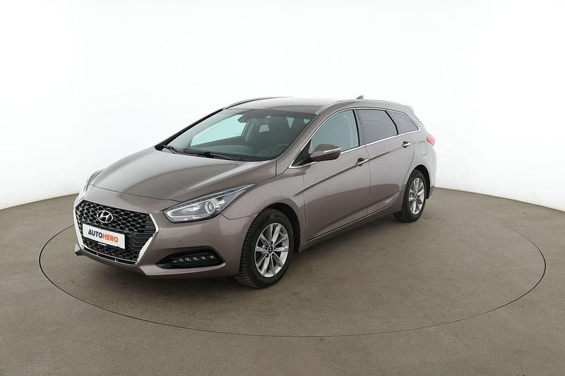 Gebraucht Hyundai i40 Space 136 PS (100 kW) 2019 Kombi