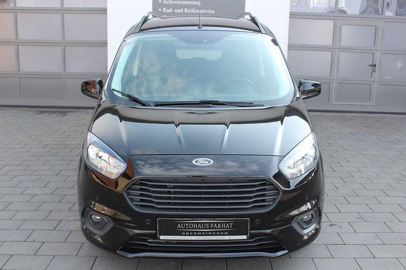 Gebraucht Ford Tourneo Courier Trend 101 PS (74 kW) 2019 Schwarz Van / Kleinbus