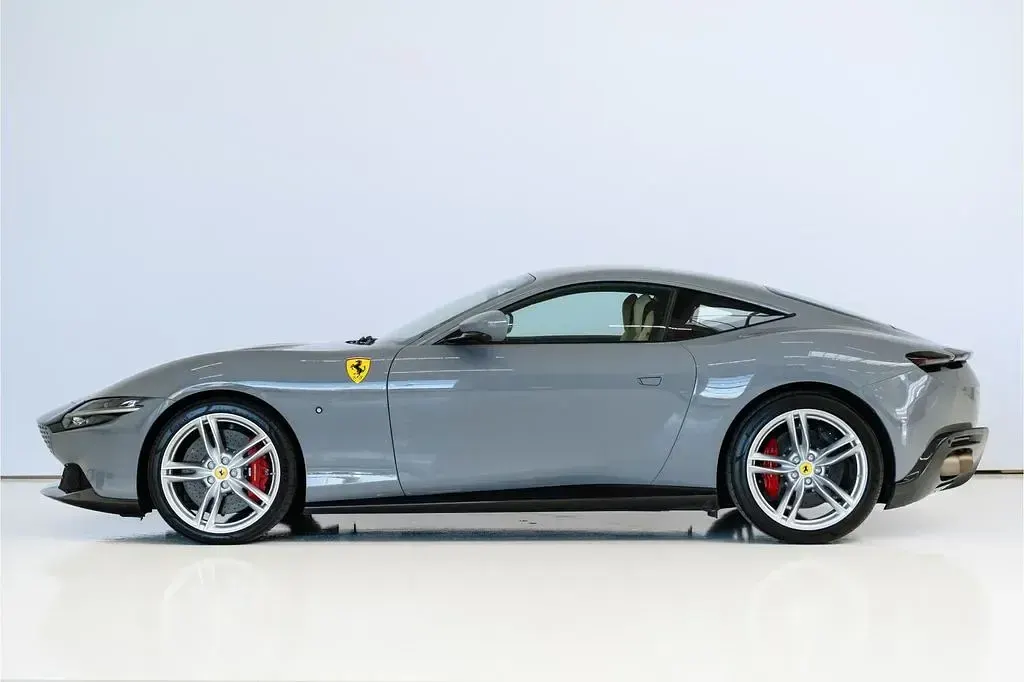 Second-hand Ferrari Roma 620 CP (456 kW) 2022 Gri Coupe