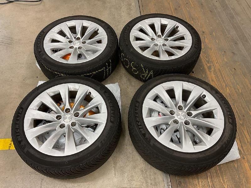 Gebraucht Tesla Model S 413 kW (562 PS) 2020 Weiß Kleinwagen