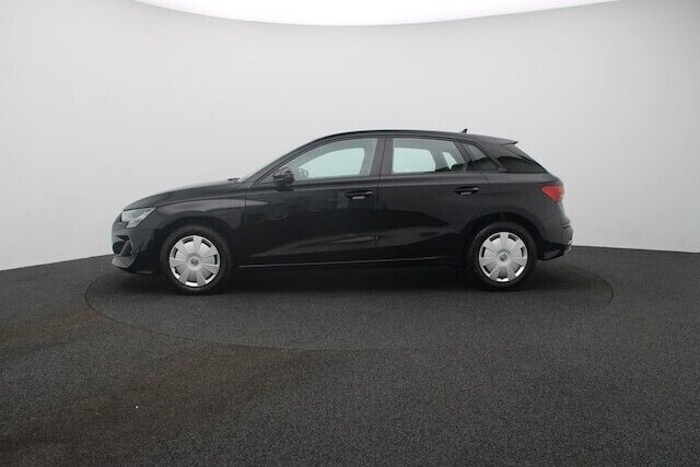 Gebraucht Audi A3 Ambiente 116 PS (85 kW) 2025 Brillantschwarz