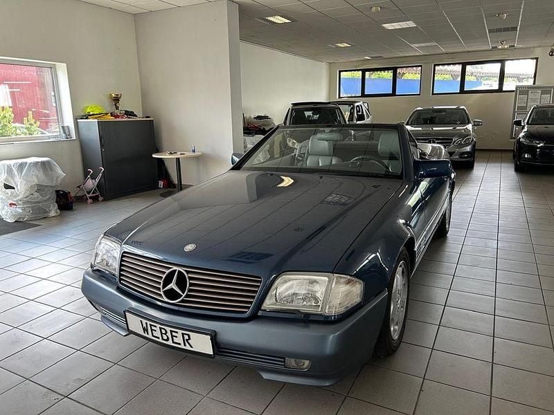 Blau Gebraucht 1990 Mercedes SL300 Cabrio | 17.999 € - Bild 1/1