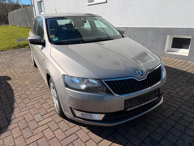Gebraucht Skoda Rapid 86 PS (63 kW) 2014 Beige Kleinwagen
