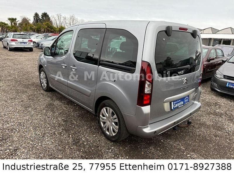 Gebraucht Citroën Berlingo SELECTION 120 PS (88 kW) 2018 Grau Van / Kleinbus