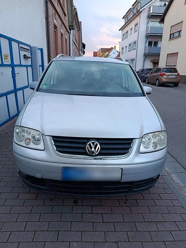 Gebraucht VW Touran 116 PS (85 kW) 2003 Silber Van / Kleinbus