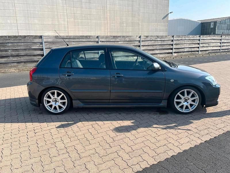 Gebraucht Toyota Corolla 110 PS (80 kW) 2006 Grau Limousine