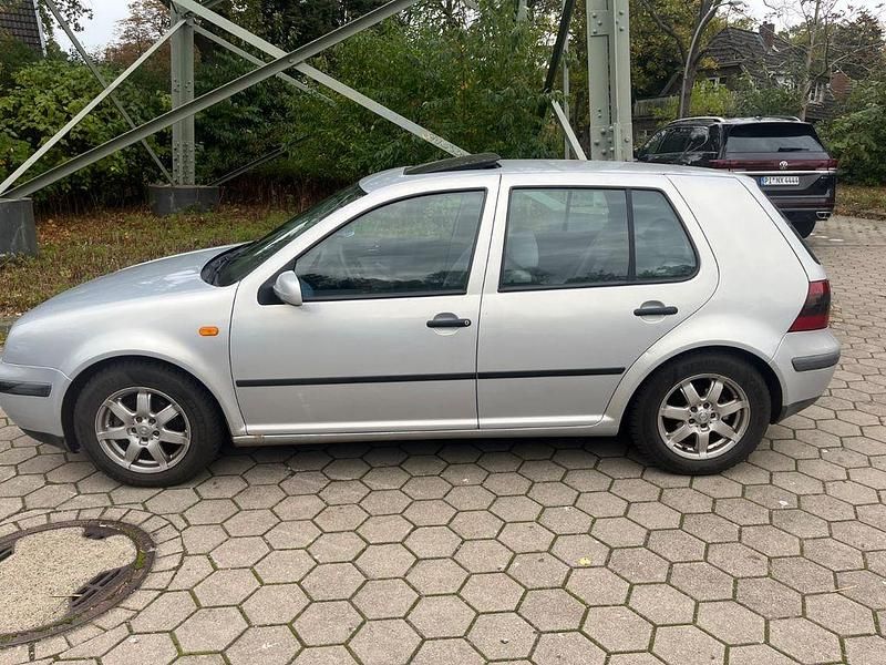 Gebraucht VW Golf III 101 PS (74 kW) 1997 Silber Limousine