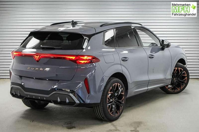 Neu Cupra Terramar VZ 265 PS (194 kW) 2025 Graphene grau metallic (r6) SUV