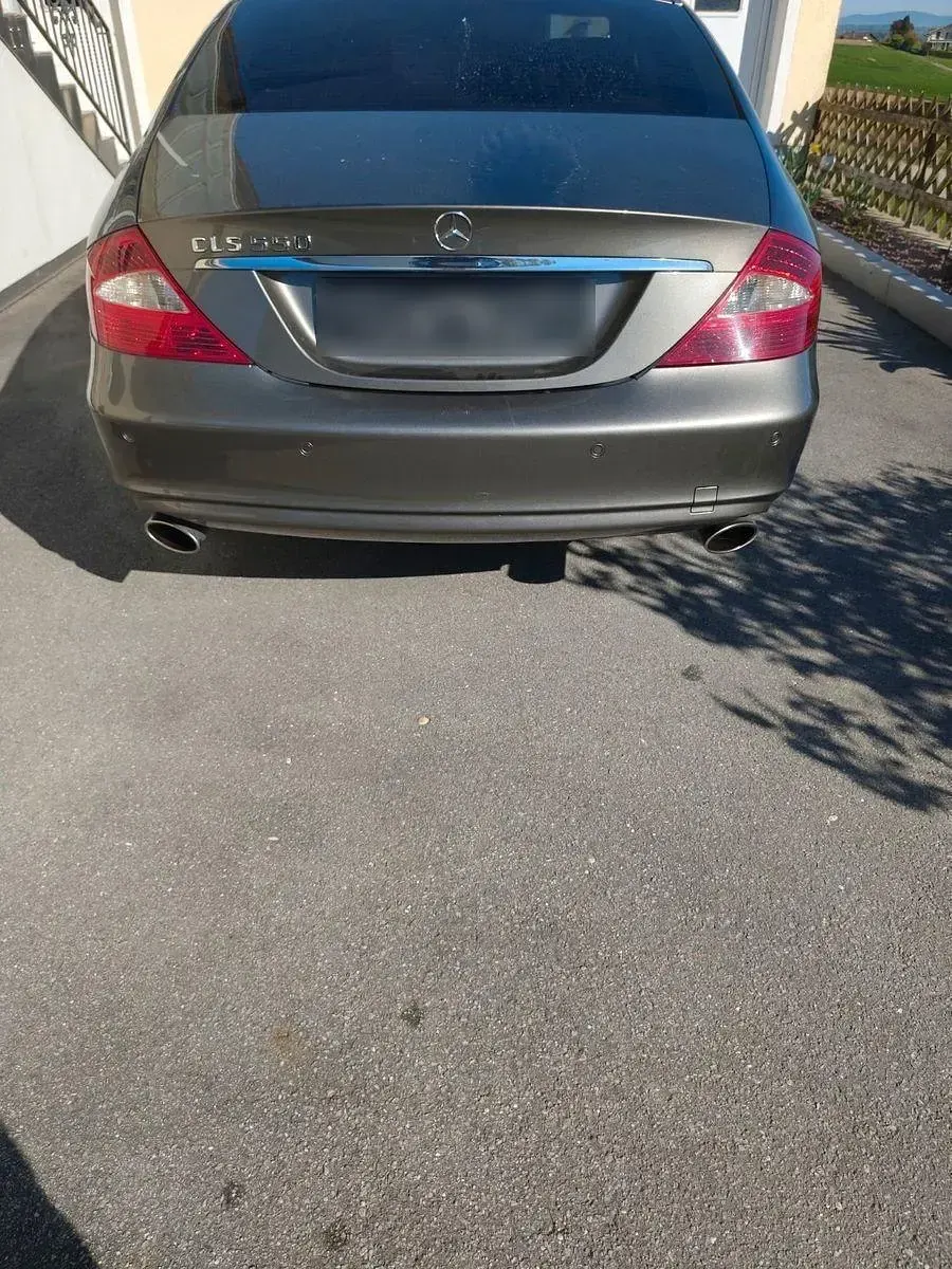 Gebraucht Mercedes CLS550 387 PS (284 kW) 2007 Grau Limousine