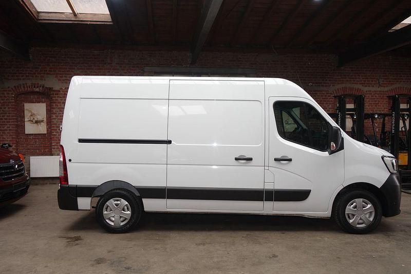 Gebraucht Renault Master 135 PS (99 kW) 2022 Weiß Van