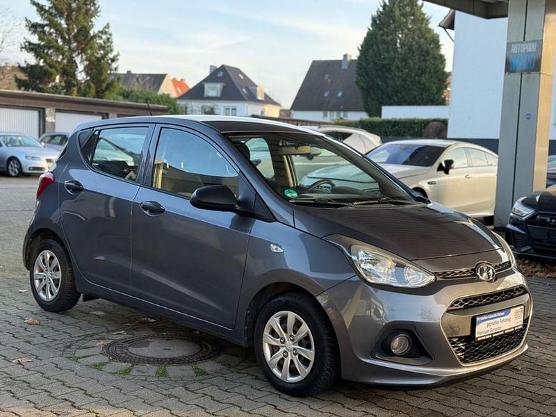 Gebraucht Hyundai i10 67 PS (49 kW) 2015 Kleinwagen