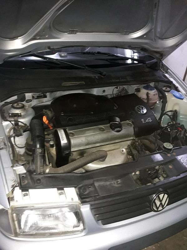 Grau Gebraucht 1998 VW Polo Kleinwagen | 500 € (Superpreis) - Bild 1/4